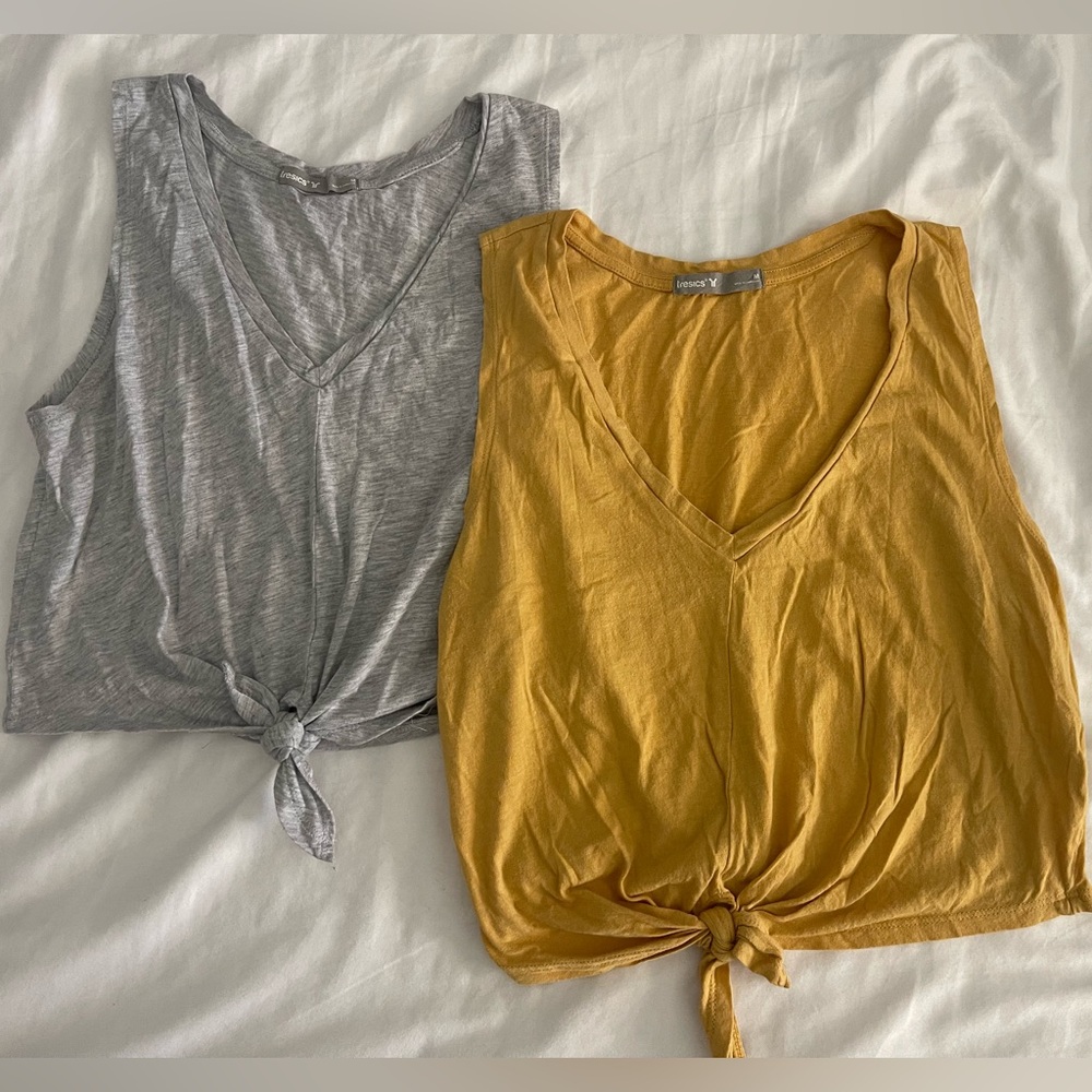 Set of 2 Crop Top Knot Tie Front - Grey - Yellow - Medium - Sleeveless Tank
